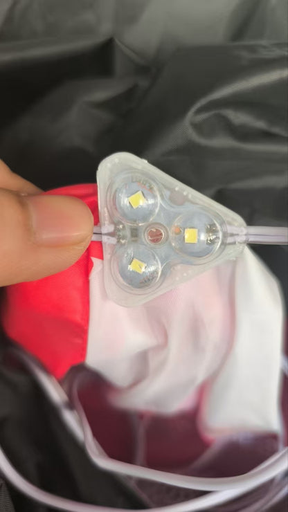 FUTURE HOME 5 FT Christmas Inflatables Santa Claus Outdoor Decorations Blow Up Yard Standing Santa with Built-in LEDs for Holiday Party Xmas Yard Garden Lawn Decor