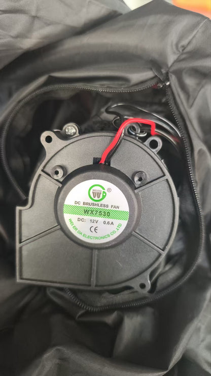 FUTURE HOME 5 FT Christmas Inflatables Santa Claus Outdoor Decorations Blow Up Yard Standing Santa with Built-in LEDs for Holiday Party Xmas Yard Garden Lawn Decor